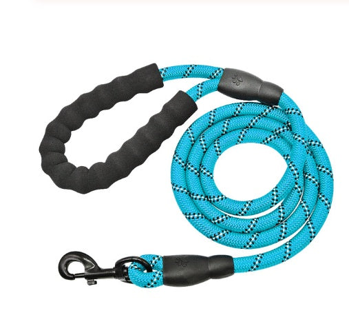 Happy Pup Nylon Dog Leash – Safe Evening Walks for Pets
