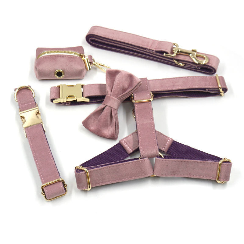 Emerald Paw Velvet Collar - Stylish Comfort for Dogs