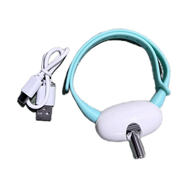 Laser Chase Collar - Smart Fun Playtime for Active Cats