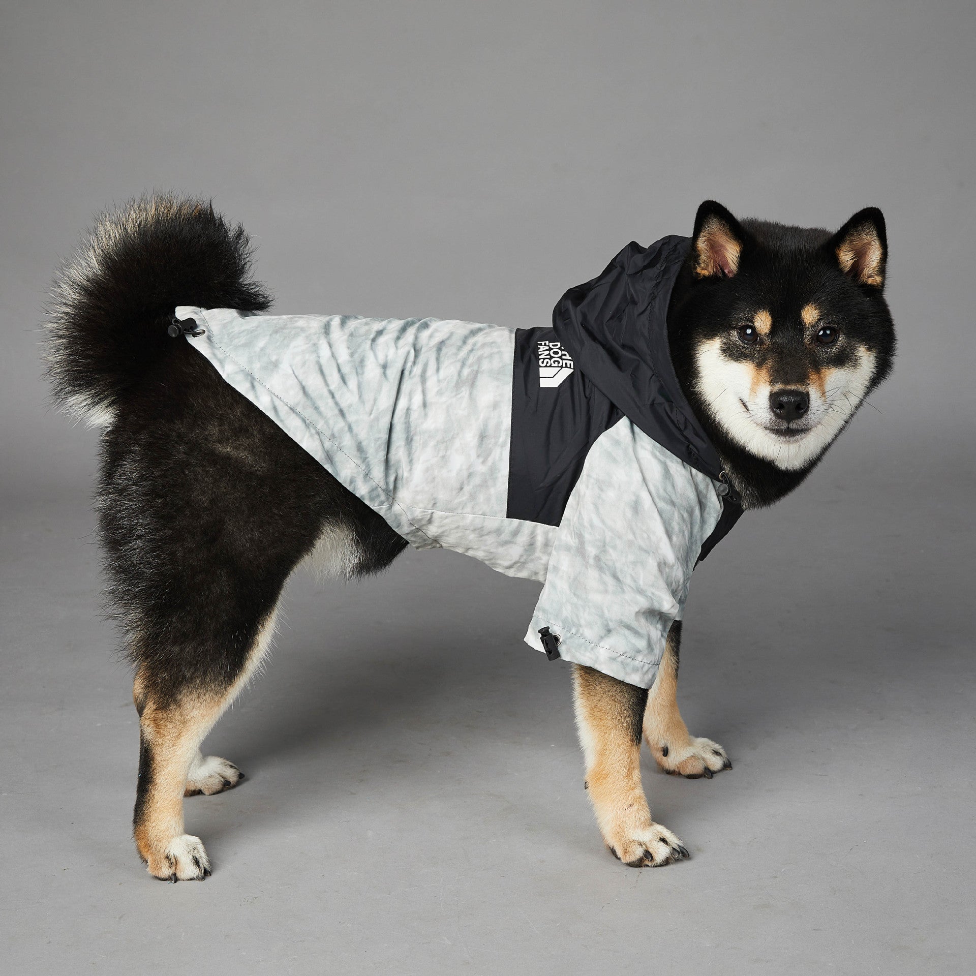 Tail Guard Shell - Comfortable Jacket for Outdoor Adventures