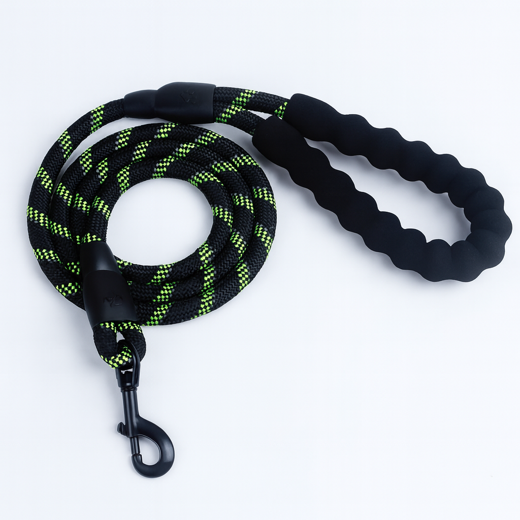 Happy Pup Nylon Dog Leash – Safe Evening Walks for Pets