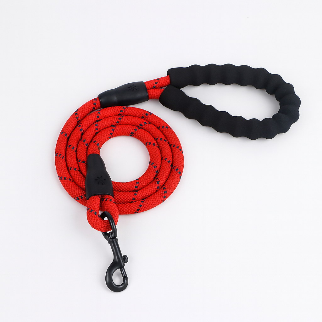 Happy Pup Nylon Dog Leash – Safe Evening Walks for Pets
